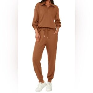 2 pc. Rust Set Tracksuit Long Sleeve Half Zip Sweatshirt Sweatpants Sweatsuit M